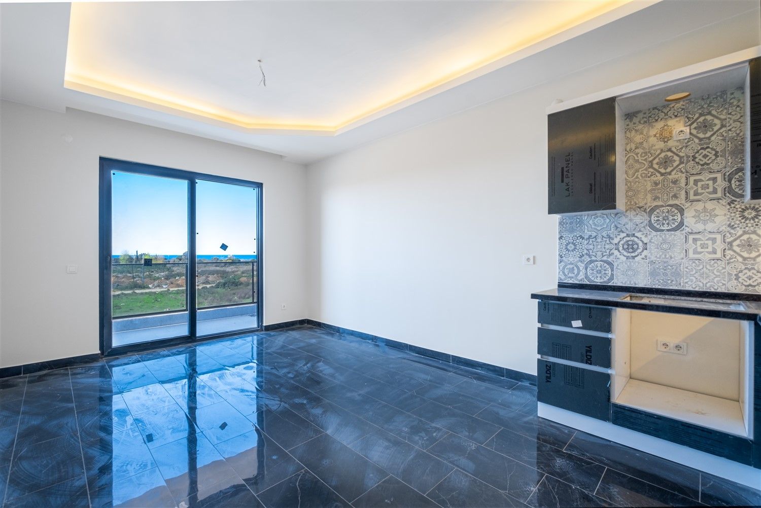 Apartment 1+1 in new complex - Demirtas district, Alanya