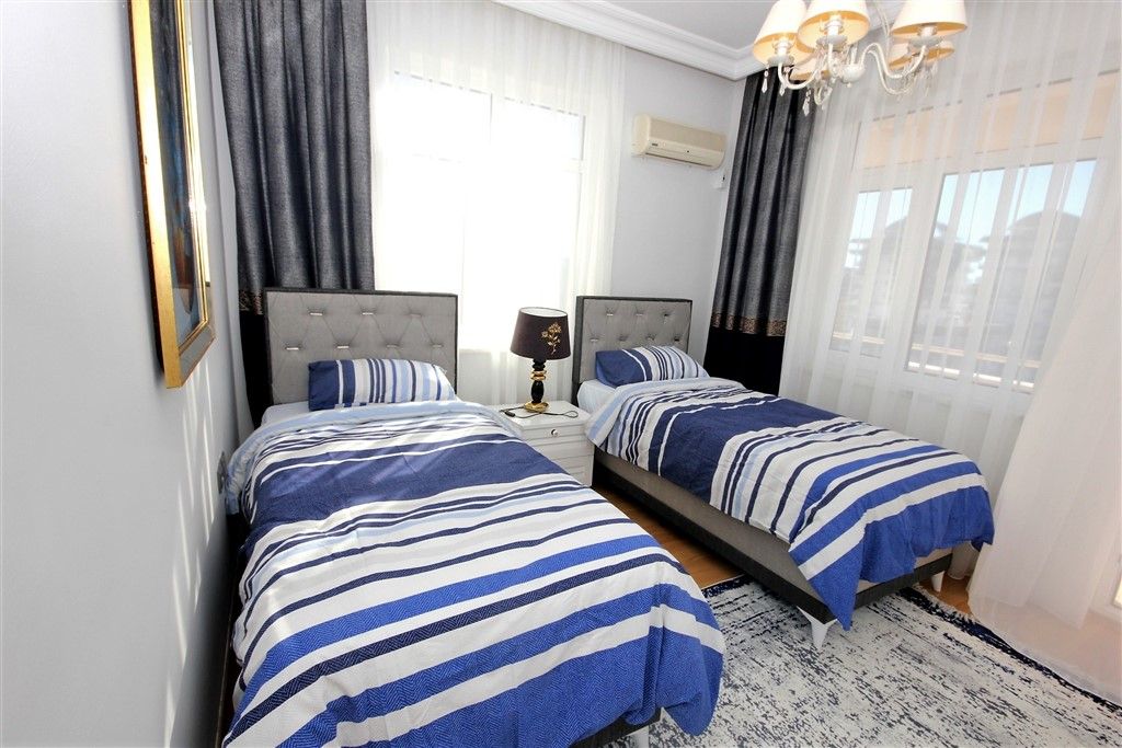 Apartment in popular district Mahmutlar