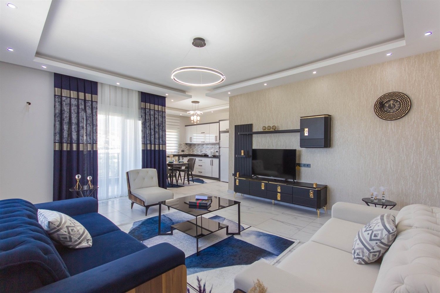 Stylish penthouse 4 + 1 in a new complex - Demirtas district