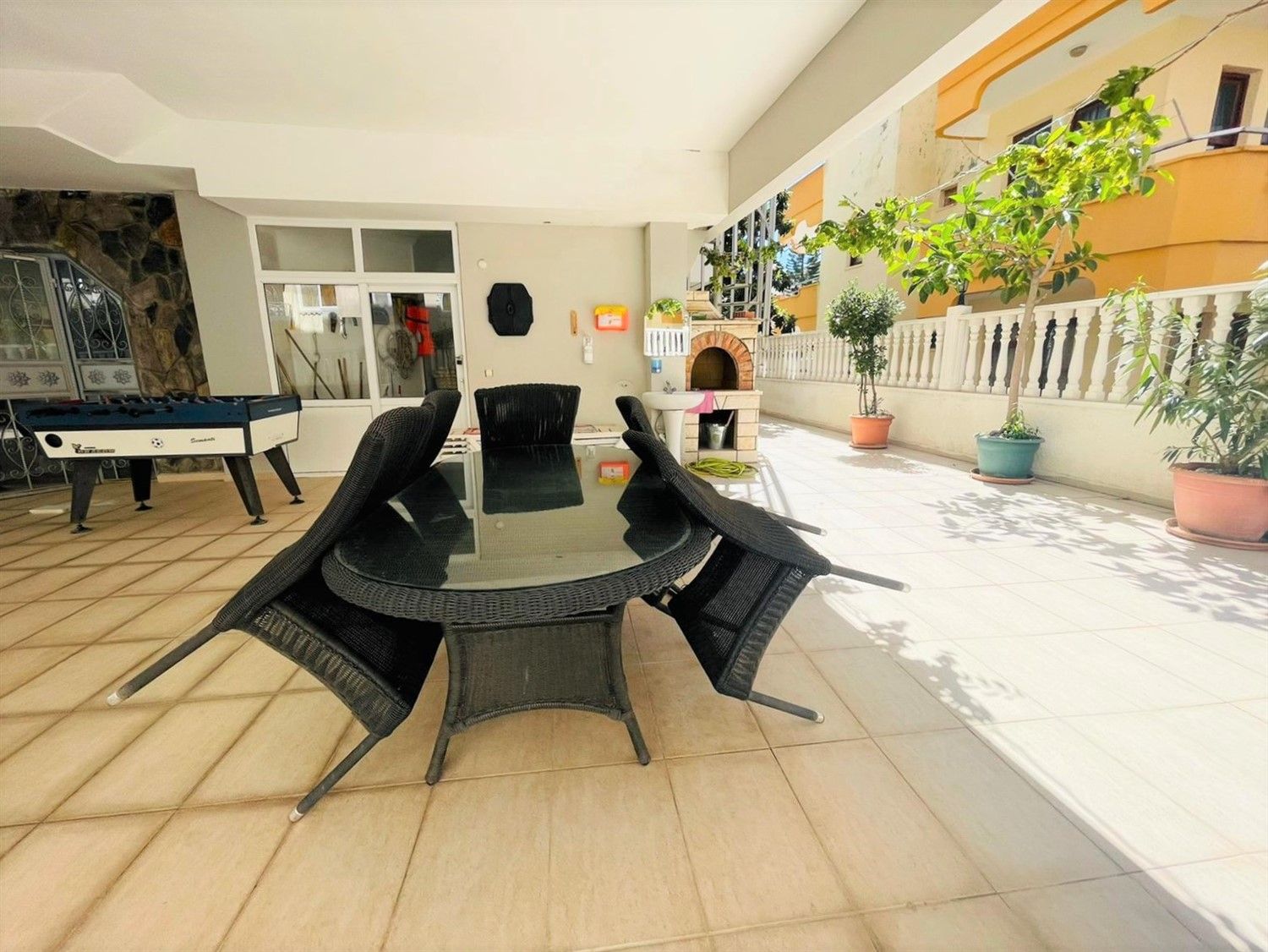 Two apartments in one complex suitable for citizenship - Alanya, Oba