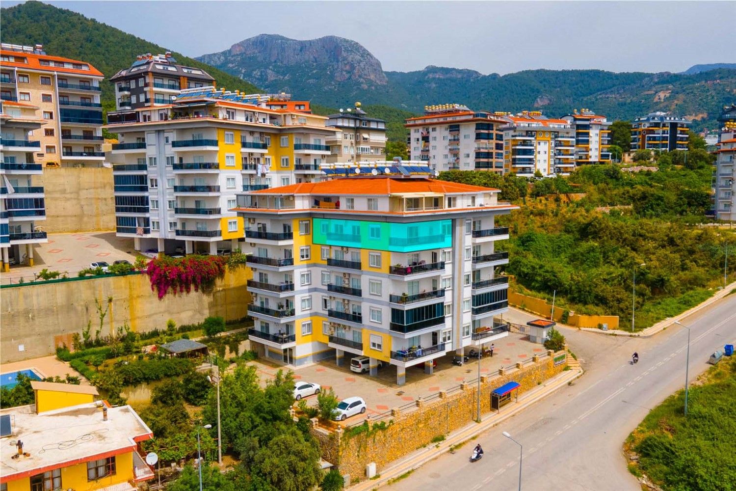 2 bedroom apartment with separate kitchen - Chiplakli district, Alanya