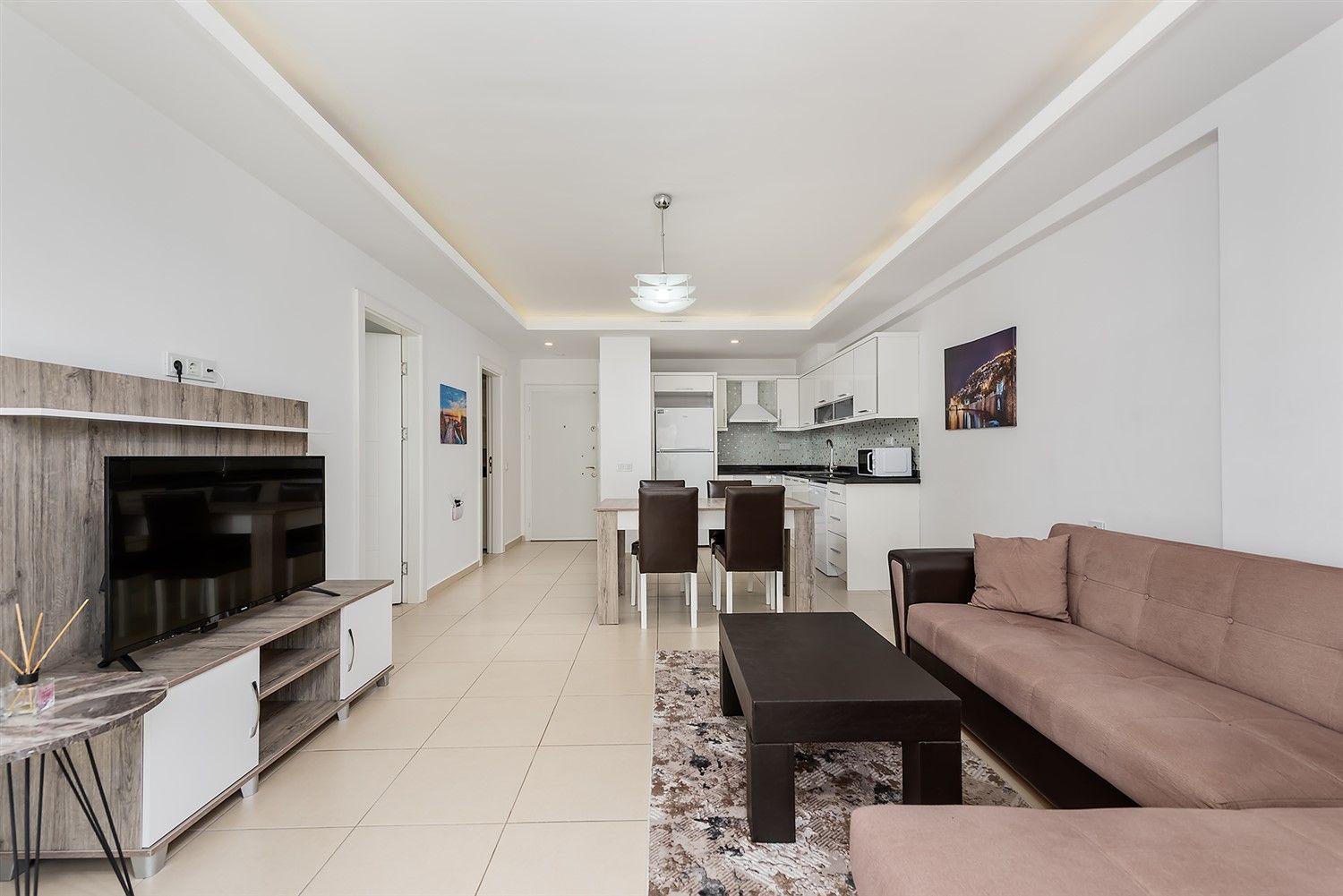 Furnished spacious apartment 1+1 in Avsallar