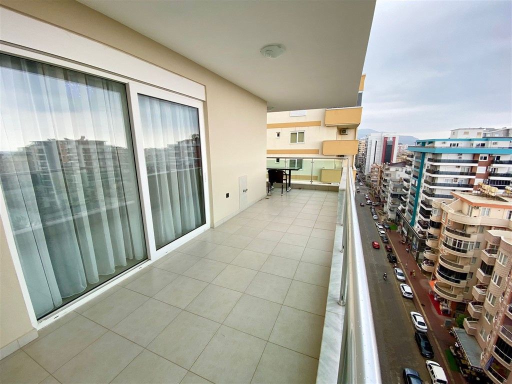 Apartment in popular district Mahmutlar