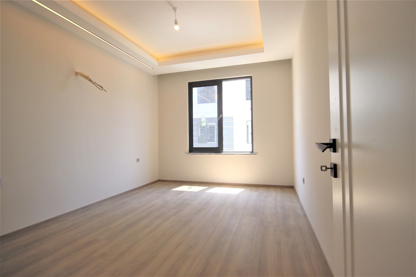 Large apartment 3+1 in new building - Oba district, Alanya