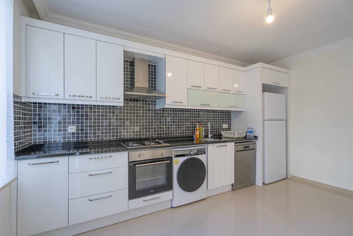 Furnished 2 bedrooms apartment with separate kitchen - Tosmur, Alanya