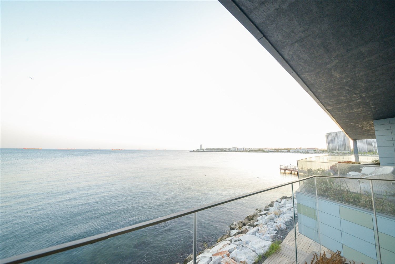 Luxury apartments with panoramic views of the Marmara Sea