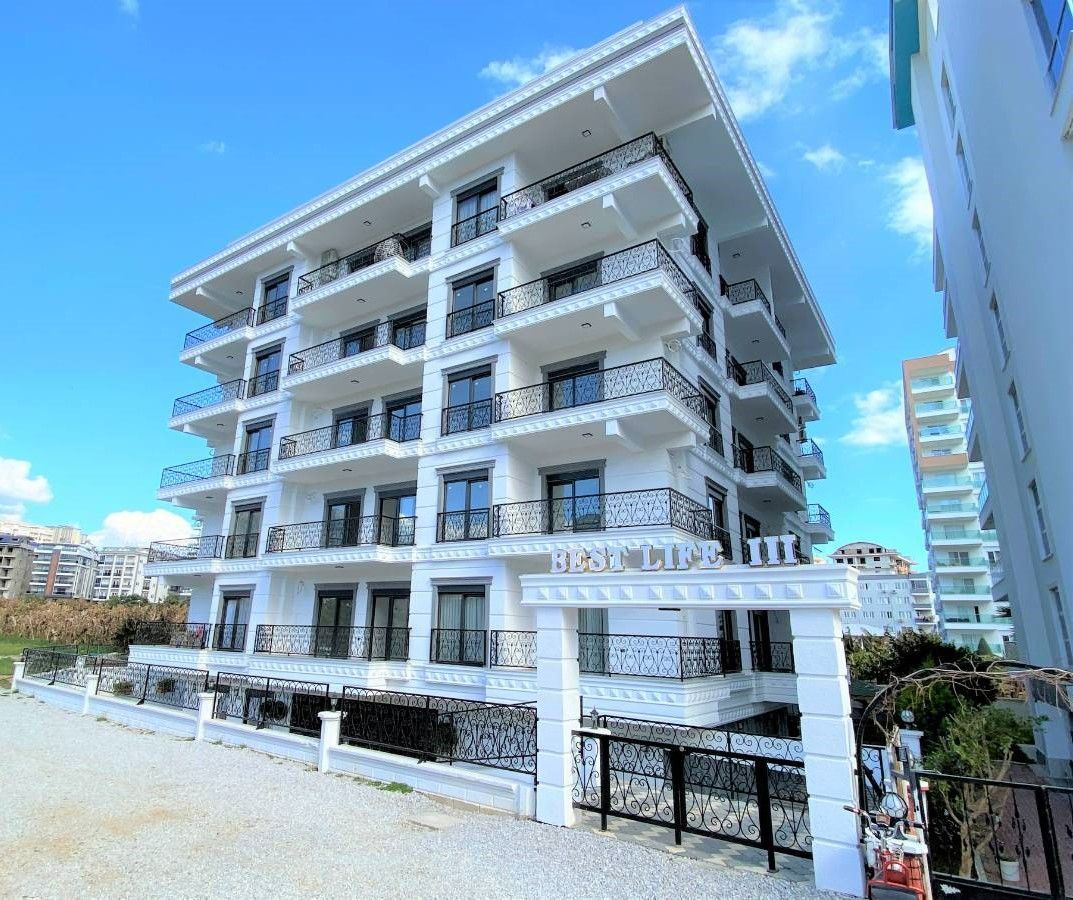 Furnished apartment 1+1 in Mahmutlar