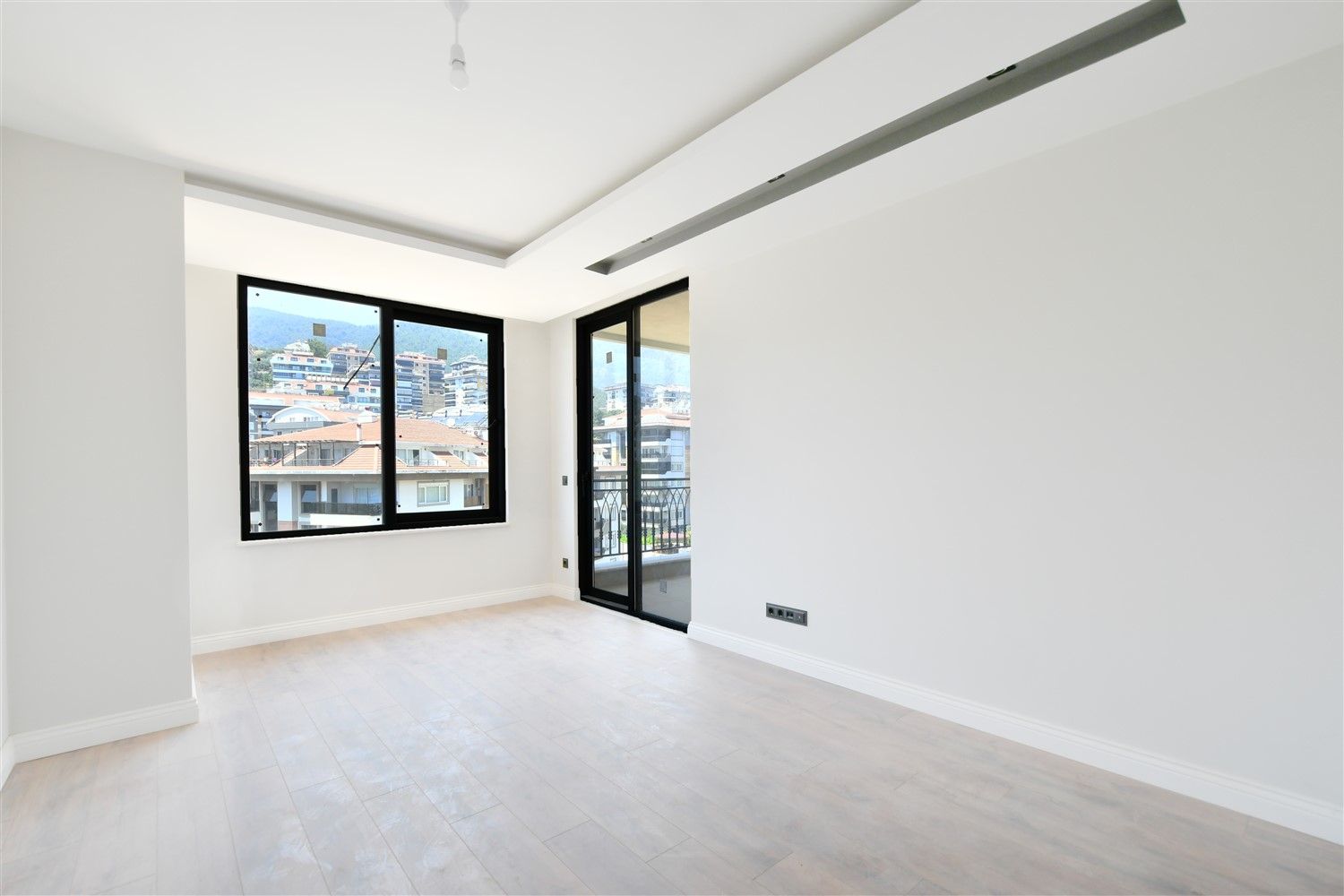 Spacious 6+1 penthouses with separate kitchen in a new building