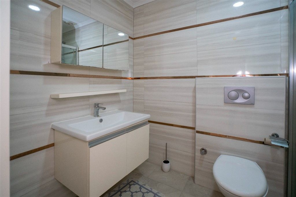 Spacious penthouse 3+1 in complex with infrastructure - Oba district, Alanya