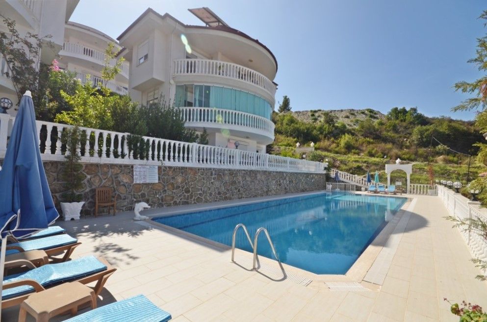 3-bedrooms villa with panoramic sea and mountains view in Kargıcak