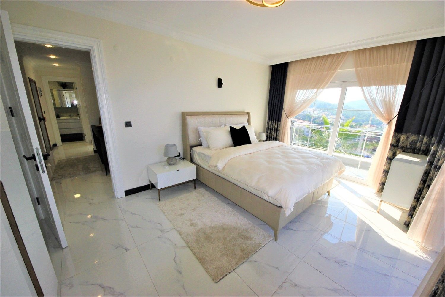 Sea view 3-bedrooms villa with private pool in Kargicak, Alanya