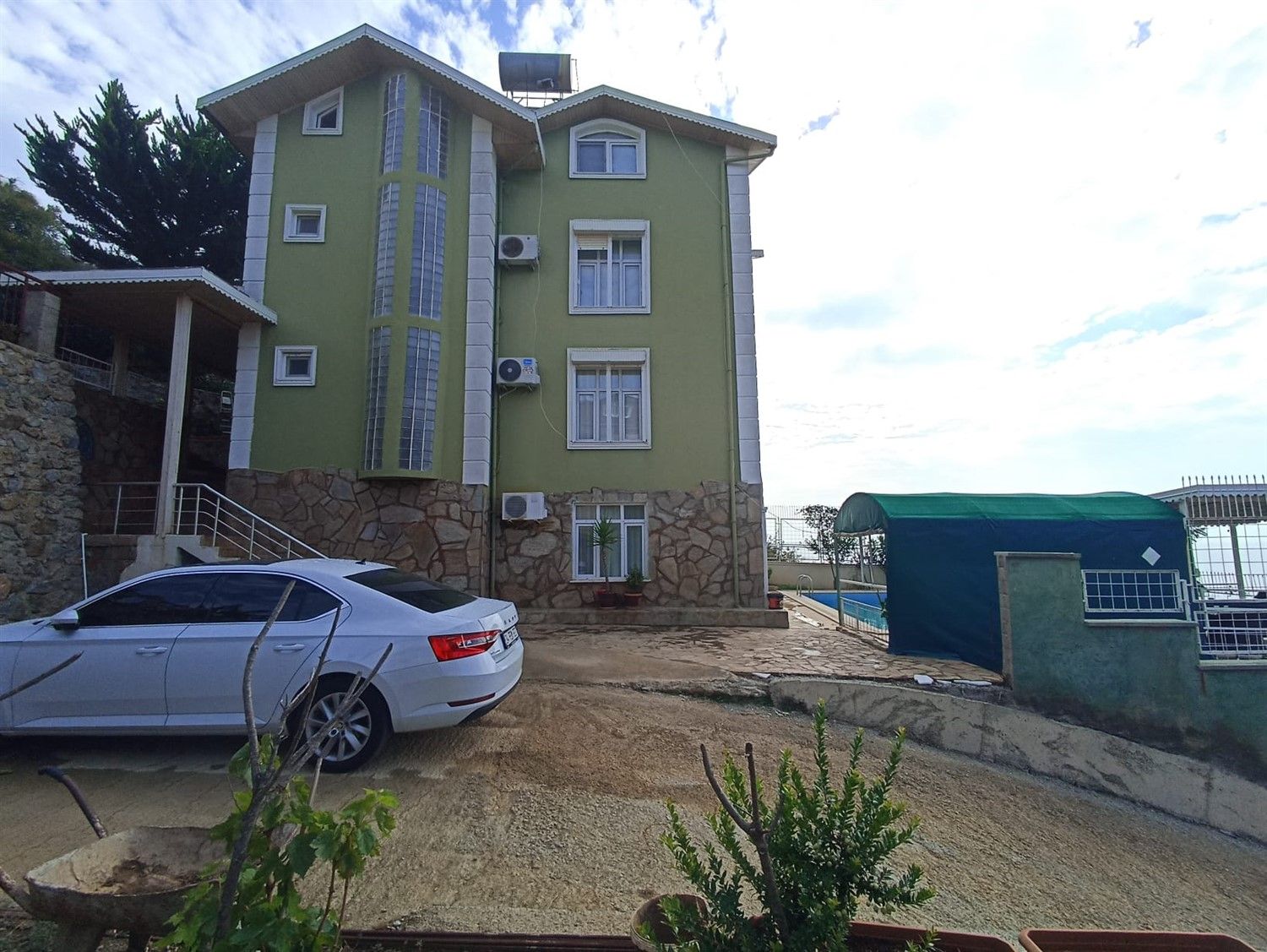 Four-storey villa 10+1 for citizenship - Demirtas district