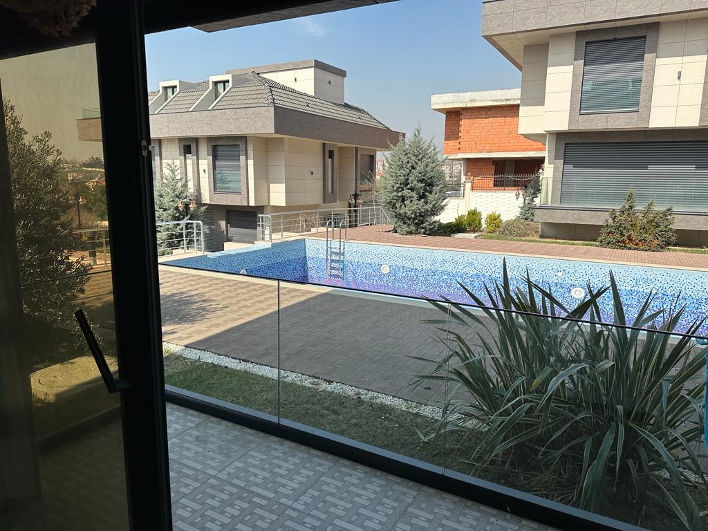Ready for living 6+1 villa for citizenship - Beylikduzu district