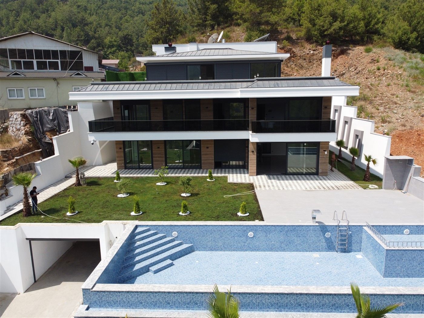 New villa 5+2 surrounded by forest - Tepe district, Alanya