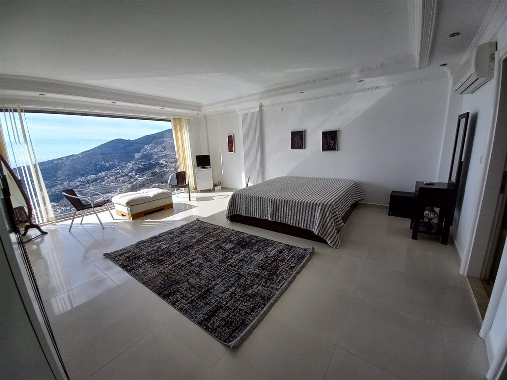 Villa in the luxurious Bektas area