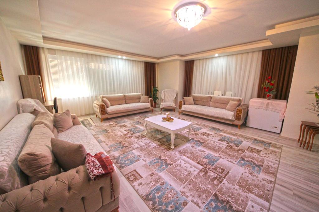 Apartment in popular district Mahmutlar