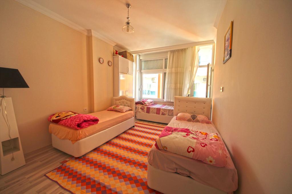 Apartment in popular district Mahmutlar