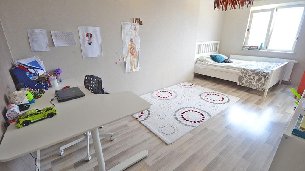 Spacious view apartment 4+1 with separate kitchen in Cikcilli